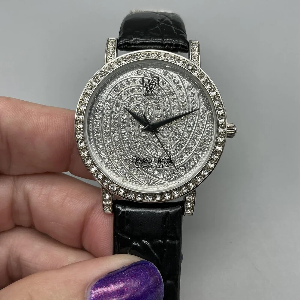 Victoria Wieck B9655 Womens Watch 38mm Silver Tone Crystals Leather New Battery